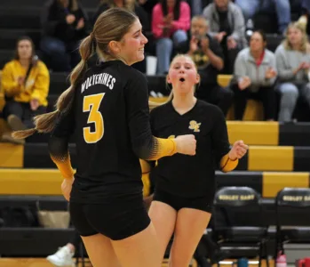 Wolverines stay tough for sweep